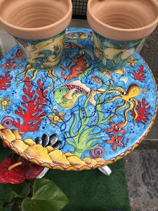 tavolo in ceramica cm 60 decoro soggetti marini 